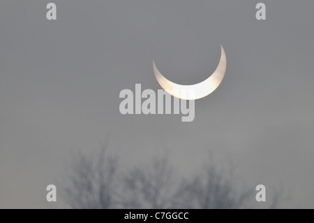 Sonnenfinsternis gesehen am 4. Januar 2011 Stockfoto