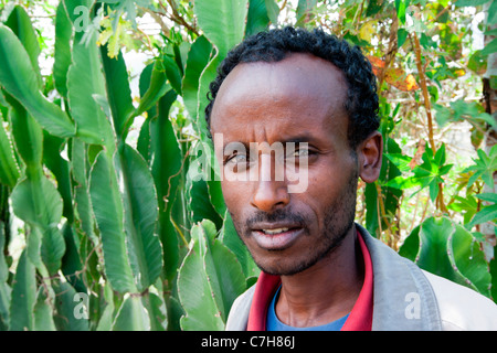 Porträt eines lokalen Bauern am Sulula Markt in der Nähe von Dessie in Nord-Äthiopien, Afrika. Stockfoto