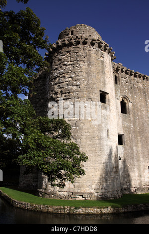 Nunney Castle - eine mittelalterliche Burg in Somerset, England, Großbritannien Stockfoto