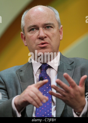 NICK HARVEY MP DEFENCE MINISTER 21. September 2011 die ICC BIRMINGHAM ENGLAND Stockfoto