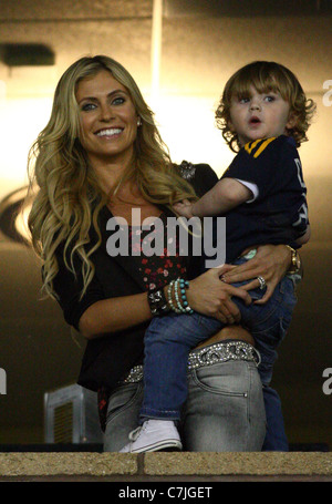 CLAUDINE PALMER & ROBERT RONAN KEANE JR. LA GALAXY V VANCOUVER weiße Mützen CARSON LOS ANGELES CA USA 17. September 2011 Stockfoto