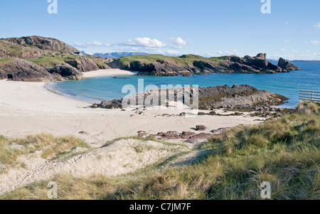 Attraktive Sandstrand an der Clachtoll auf die Nordwestküste Schottlands Stockfoto