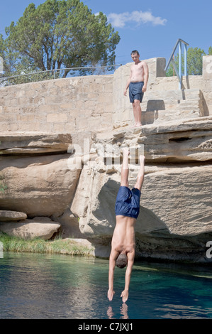 Das Blue Hole von Santa Rosa ist eines der beliebtesten Tauchziele in den USA zum Tauchen und Ausbildung - New-Mexico. Stockfoto