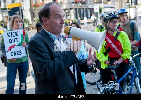 Klima-Rush organisieren einen Protest an der Blackfriars Bridge und endend bei Tfl Büros. Sie forderten eine gesunde Fahrrad freundlich London. Stockfoto