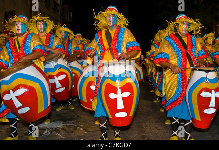 Candombe Trommler in der jährlichen Karneval Montevideo, Stockfoto