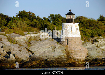 Schlossberg Historic Leuchtturm an der Einfahrt zur Narragansett Bay in Newport, Rhode Island Stockfoto