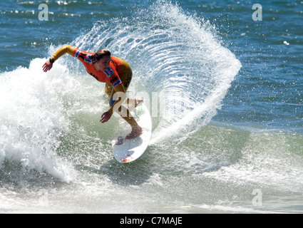 Womens World Champion Surfer Carissa Moore im Wettbewerb bei den uns Open of Surfing in Huntington Beach Kalifornien Stockfoto