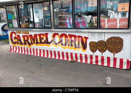Caramel Corn Anbieter an der Grafschaft Essen Messe Michigan USA Stockfoto