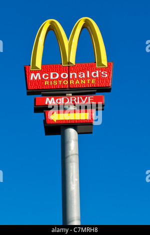 MC Donalds Restaurant, Chiasso, Schweiz Stockfoto