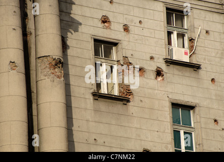 Serbien. Belgrado. Regierungsgebäude von der NATO-Bombardements während des Jugoslawien-Krieges zerstört. Detail. Stockfoto