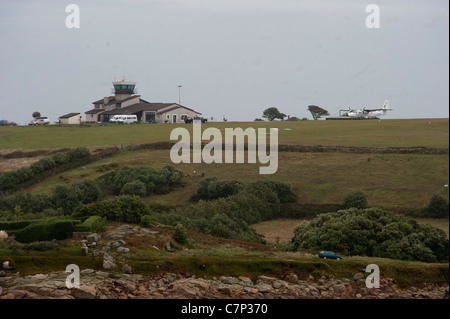 Str. Marys Flughafen auf den Scilly-Inseln westlich von Cornwall in England. Stockfoto