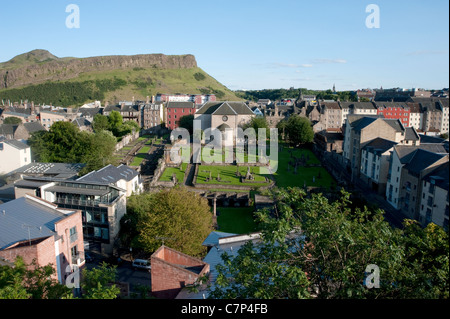 Canongate Kirk auf der Royal Mile in Edinburgh Stockfoto