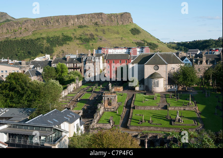 Canongate Kirk auf der Royal Mile in Edinburgh Stockfoto