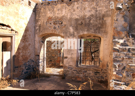 Gebäude und Details auf der Insel Spinalonga Stockfoto