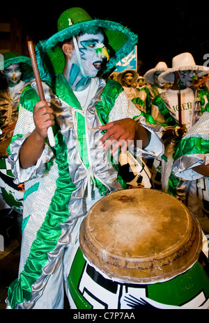 Candombe Trommler in der jährlichen Karneval Montevideo, Stockfoto