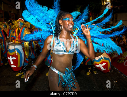 Tänzer-Teilnehmer am jährlichen nationalen Festival von Uruguay Stockfoto