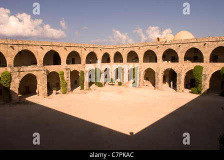 Im Innenhof des Khan al-Franj oder Travellers Inn, Sidon, Südlibanon. Stockfoto