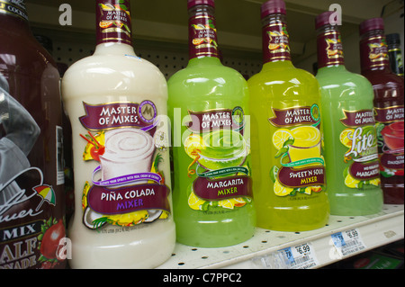 Cocktail Geister in Flaschen Stockfoto, Bild: 93885514 - Alamy