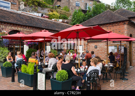 Der Tee Emporium Café im Zentrum des historischen industriellen Stadt von Ironbridge, Shropshire, England, UK Stockfoto