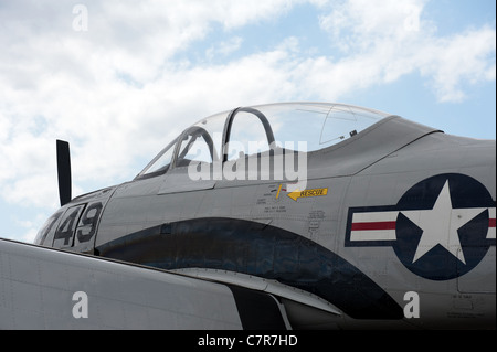 Seitenansicht des US-Militärs Propellerflugzeug Stockfoto