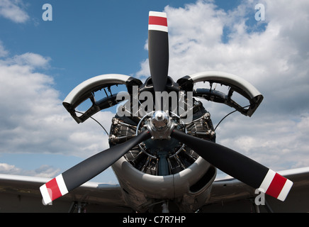 9 Zylinder Sternmotor-Motor und Propeller der historischen Flugzeug Stockfoto