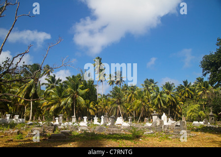 Blick auf den alten Friedhof l ' Union Estate auf La Digue Island, Seychellen. Stockfoto