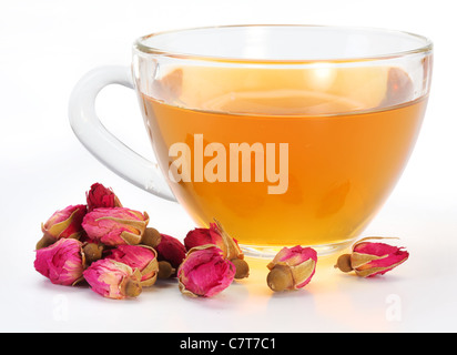 Tee und Tee-Rosen isoliert auf einem weißen Hintergrund. Stockfoto