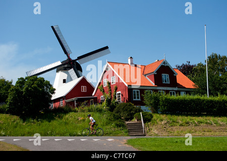 Alte Mühle in der Stadt auf der Insel Arsdale (Bornholm). Stockfoto