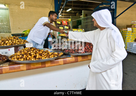 Vereinigte Arabische Emirate, Dubai, Deira, Gemüse und Früchtemarkt Stockfoto