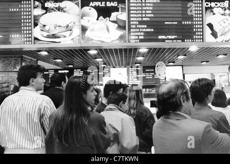 Italien, Lombardei, Mailand, Burghy Fast-Food auf dem Corso Buenos Aires Stockfoto