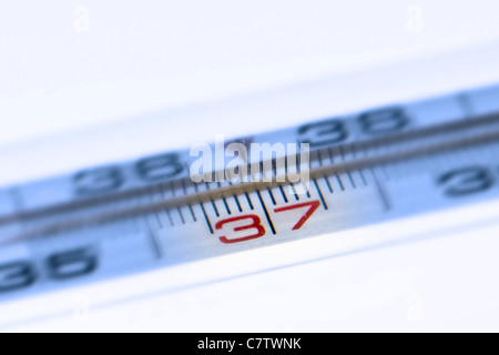 Nahaufnahme von Thermometer Stockfoto