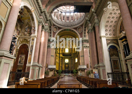 Italien, Piemont, Novara, San Gaudenzio Basilika Innenräume Stockfoto