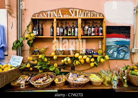 Italien, Ligurien, Cinqueterre, Monterosso. Typische Produkte Stockfoto