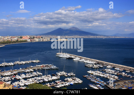 Italien, Kampanien, Naples Ansicht und den Vesuv Vulkan Stockfoto