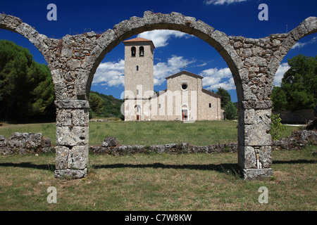 Italien, Molise, Castel San Vincenzo, San Vincenzo al Volturno Abtei Stockfoto