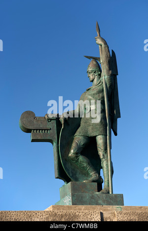 Statue von Ingolfur Arnarson, (als die erste Siedler) in Reykjavik, Island. Stockfoto