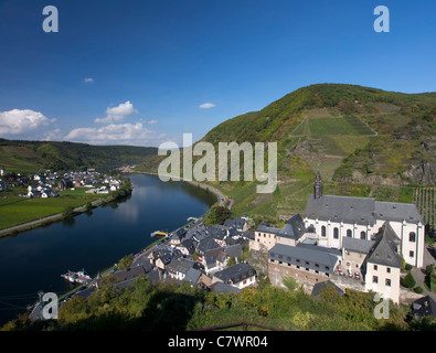 Blick auf historische Dorf Beilstein und Mosel Fluss Mosel Tal Rheinland Deutschlands Stockfoto