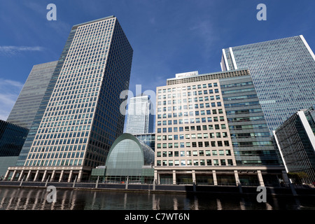 40 & 50 Bank Street und East Wintergarden Konferenz Zentrum, Canary Wharf London, England, UK. Stockfoto