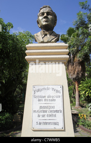 Managua Nicaragua,Central Park,Bereich Monumental,Denkmal,Geschichte,Sockel,hundertjährige Plakette,Büste,Fulgencio Vega,19. Jahrhundert,politischer Führer,1851 Prov Stockfoto