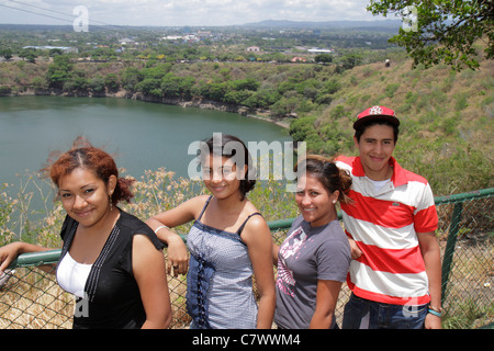 Managua Nicaragua, Mittelamerika, Loma de Tiscapa, historischer Nationalpark, Parque historico, La Sombra de Sandino, Vulkankrater, Caldera, Laguna de Tiscap Stockfoto