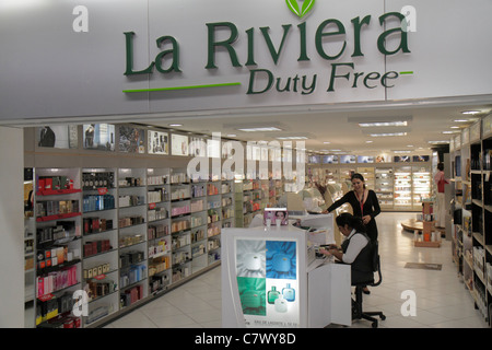 Managua Nicaragua,Augusto C. Sandino Aeropuerto Internacional,Internationaler Flughafen,MGA,Shopping Shopper Shopper shoppen shoppen shoppen shoppen Märkte Märkte Marktplac Stockfoto