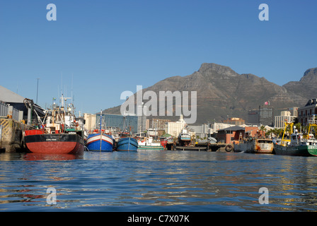 Boote im Hafen, Cape Town, Western Cape, Südafrika Stockfoto