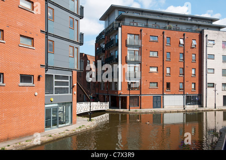 Schnitzt Croft Wohnblock im Paradies Wharf am Ashton Kanal nahe dem Stadtzentrum an der Piccadilly, Manchester, England, UK Stockfoto