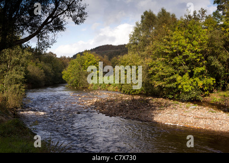 Irland, Co. Wicklow, Avoca, Avonmore River auf der Tagung der Gewässer Stockfoto