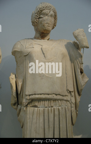 Hippodamia. Dekoration der Tempel des Zeus in das Heiligtum von Olympia. Stockfoto