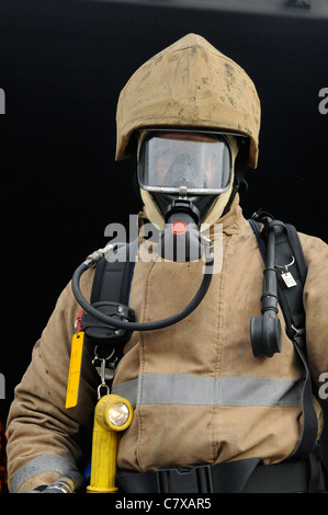 UK-Feuerwehr-Ausbildung bei Fire Training Boden Sumburgh Shetlandinseln Stockfoto