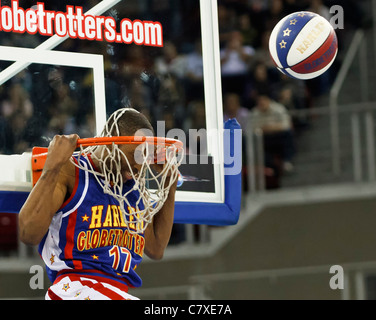 Basketball-Show der Harlem Globetrotters in Budapest, Ungarn Stockfoto