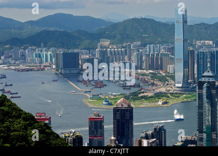 Das International Commerce Centre oder ICC, Hong Kongs höchste Gebäude, enthält das Ritz-Carlton, höchsten Hotel der Welt. Stockfoto