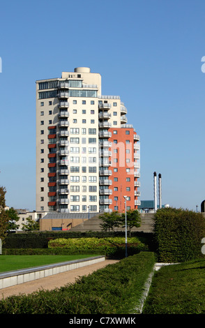 Tradewinds Tower wohnen Wohnungen London Thames Barrier Park im Vordergrund Stockfoto