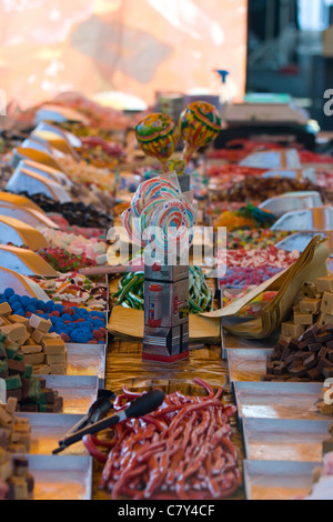 Süßigkeiten zum Verkauf an den französischen Markt in Banbury Stockfoto